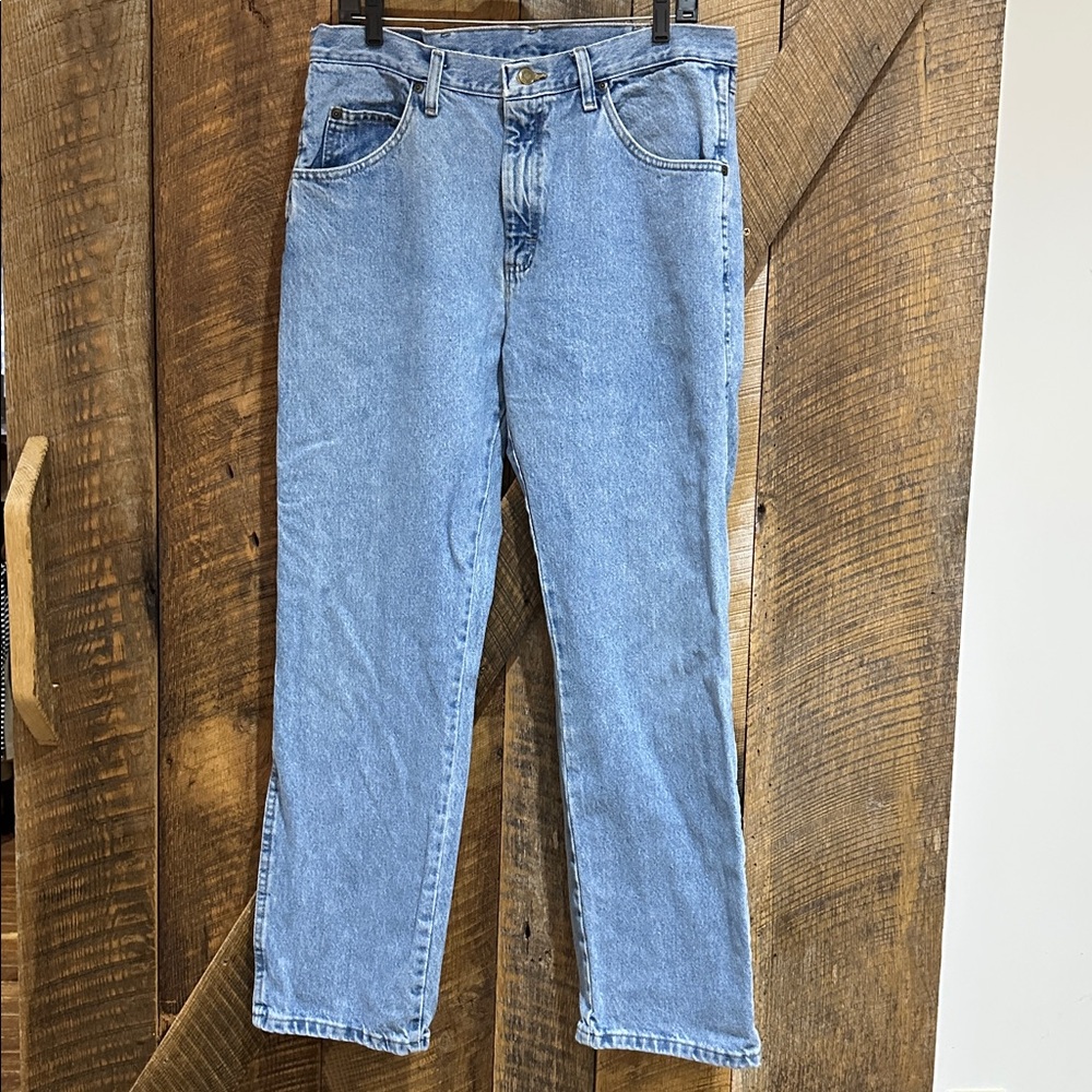 Wrangler Jeans Mens 34x30 Denim Rugged Wear Regular Fit Outdoors